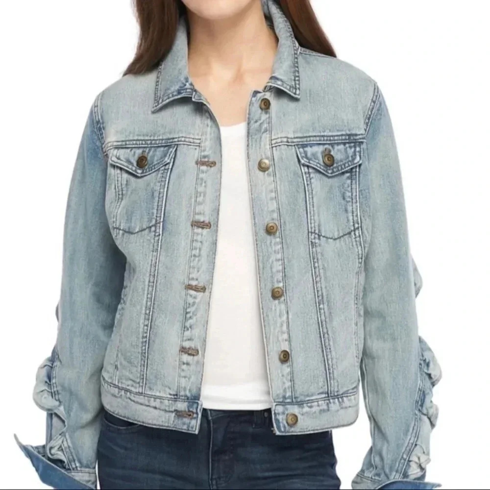 Kaari Blue PM faded wash blue jeans jackets W raffle size PM